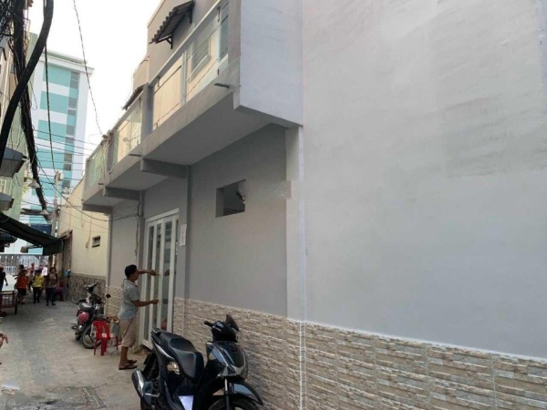 Bán nhà 2 tầng 28 m² Đường Cách Mạng Tháng Tám, Phường 10, Quận 3, Hồ Chí Minh
